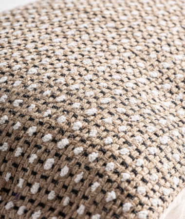 Pernă decorativă Halena alb murdar cu detalii maro 60x40 cm [3]