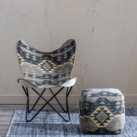 Scaun Tip Fluture Negru CreativDeco - Design Geometric pentru Decoruri Eclectice [1]