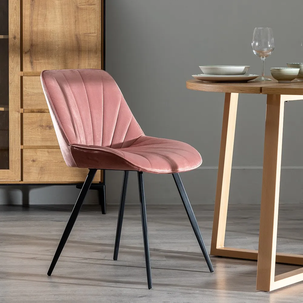 Scaun Dining Catifea Roz, Metal Negru - CREATIVDECO.RO [1]