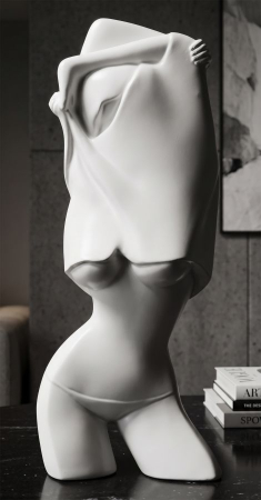 Statuete si Sculpturi - Sculptură decorativă albă cu siluetă feminină abstractă