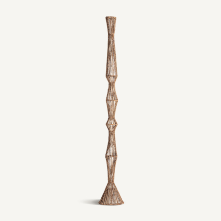 Colectia noua - Sculptură înaltă de podea din fâșii răsucite de banan maro cu segmente suprapuse în romb