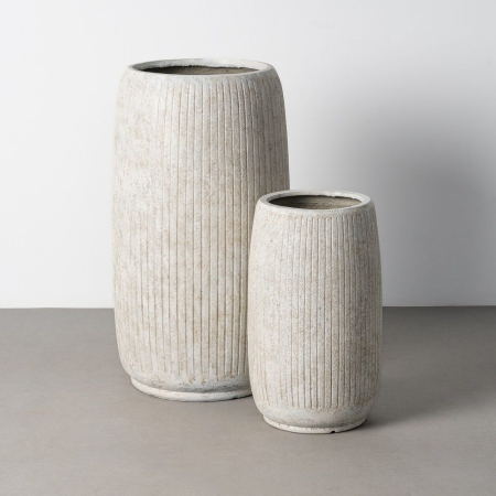 Obiecte decorative in Stil Contemporan - Set 2 ghivece înalte cilindrice din ciment crem cu pereți striați pentru exterior