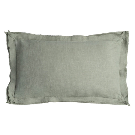 Textile in Stil Mediteranean - Set 2 perne decorative dreptunghiulare verde salvie din bumbac și in cu bordură largă pe un pat