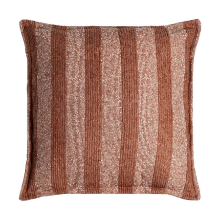 Textile in Stil Mediteranean - Set 2 perne decorative teracotă cu dungi verticale late în bej și ruginiu pe fundal alb