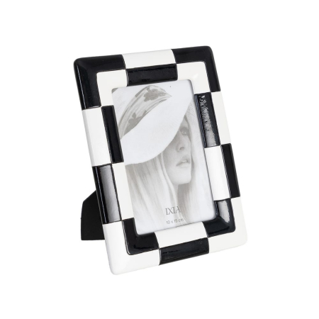 CADOURI - Set 2 rame foto alb-negru cu model de tablă de șah din poliresină 10 x 15 cm