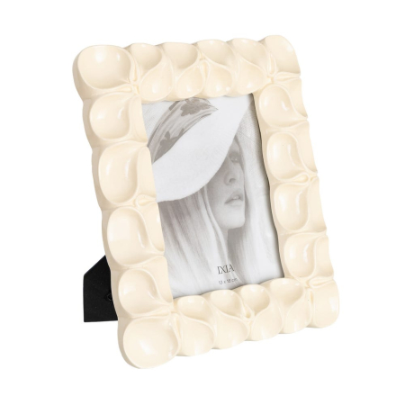 CADOURI - Set 2 rame foto albe cu relief în pernuțe moi din poliresină 13 x 18 cm