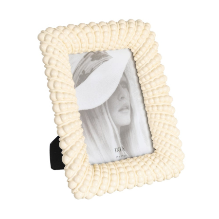 CADOURI - Set 2 rame foto albe cu relief în striații radiale din poliresină 13 x 18 cm