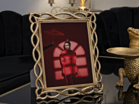 Rame foto aurii din rășină cu margini ondulate – imagine principală – Wave [1]