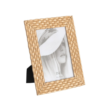 CADOURI - Set 2 rame foto cu țesătură de coș în nuanță aurie din poliresină 10 x 15 cm