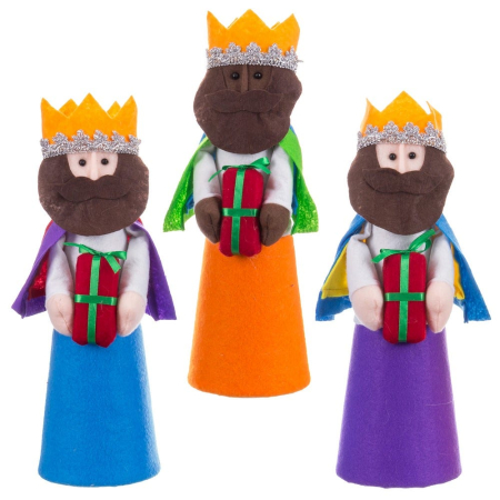 Clasic - Set 3 regi magi înalți din textil cu coroane aurii bărbi mari mantii colorate și daruri