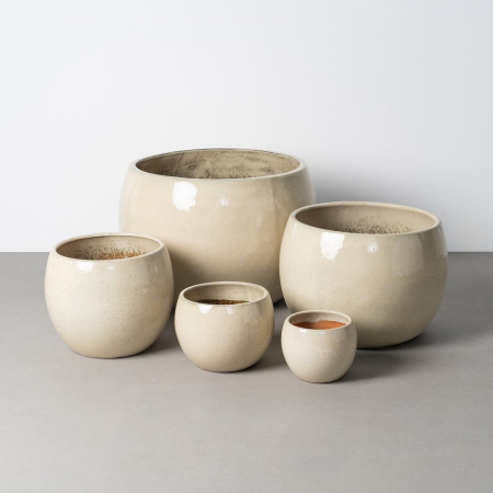 Obiecte decorative - Set 5 ghivece rotunde din ceramică glazurată crem în cinci mărimi cu gură largă și orificiu de scurgere