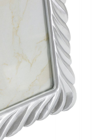 Ramă foto argintie cu design sculptat elegant – imagine principală – Carvy [3]