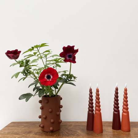 Set de 6 lumânări LED tip pilon torsadate din ceară naturală culoare maro 5.5 x 5.5 x 24.5 cm [1]