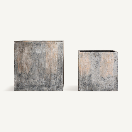 Obiecte decorative in Stil Industrial - Două ghivece pătrate cu pereți drepți, suprafață grunjoasă gri și dâre albe și cupru