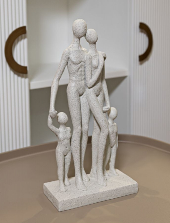 Statuetă familie din rășină – imagine principală – Family Stons [1]