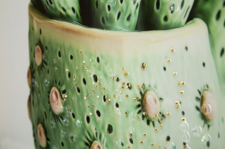 Tablou cactus ceramic flori pastel 40x40 cm – pânză cu ramă albă pentru decor romantic [3]