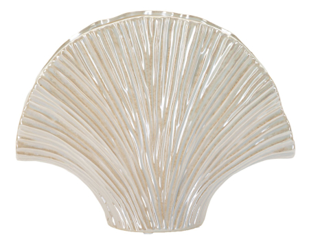 Obiecte decorative in Stil Contemporan - Vază decorativă evantai din ceramică alb perlat cu striații fine în relief și interior bej