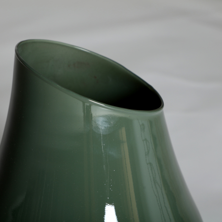 Vaza cubica verde|Decor mese contemporane [1]