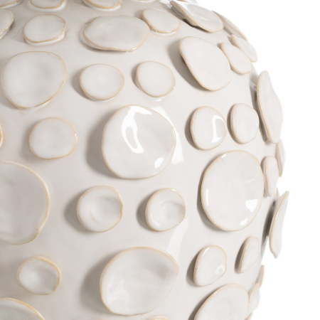 Veioză albă din ceramică cu textură reliefată și abajur conic [5]