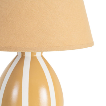 Veioza din ceramică muștar cu dungi albe și abajur textil conic – imagine principală [3]