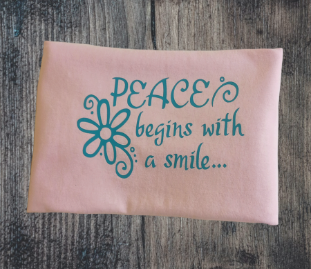 Tricou 'Peace begins with a smile' [0]