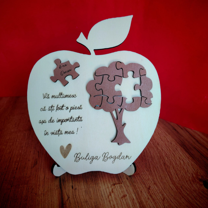 Decoratiune din lemn de apreciere cu suport 16x19.5cm [1]