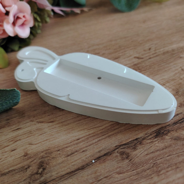 Figurina ipsos Morcov cu loc pentru baton de ciocolata, 14x5cm [2]