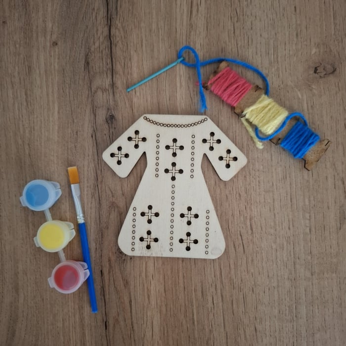 Ie romaneasca pentru cusut si pictat, 10x10cm [1]