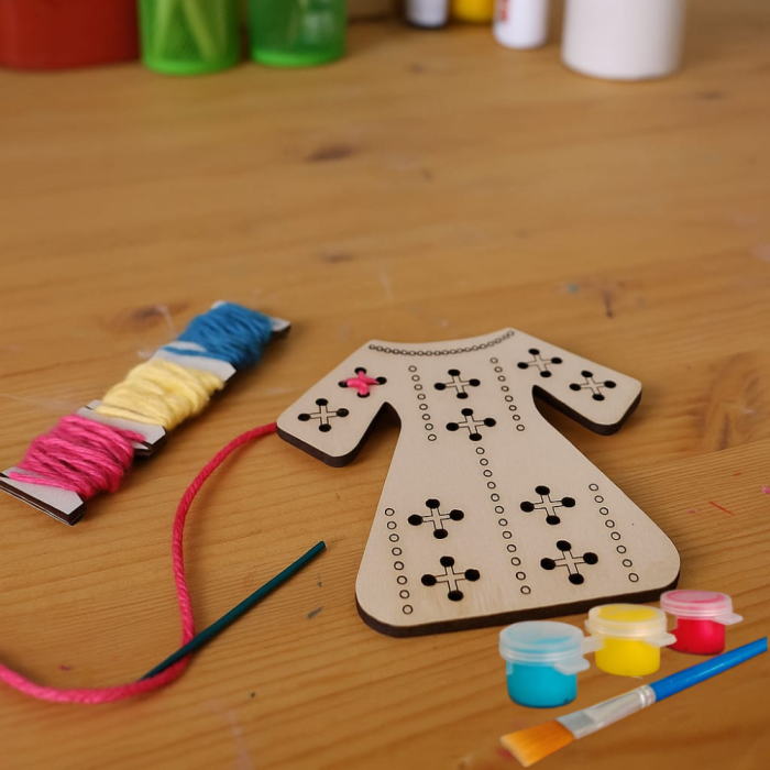 Ie romaneasca pentru cusut si pictat, 10x10cm [3]