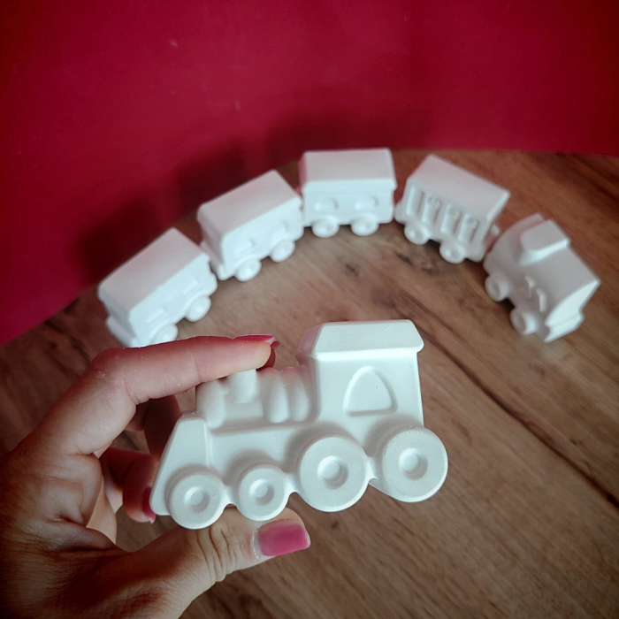 Set 6 figurine din ipsos Trenulet si vagoane 7x6cm [2]