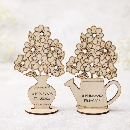 PENTRU COPII SI CRAFTURI - Decoratiune din lemn Stropitoare/ Vaza cu flori, 17x12cm