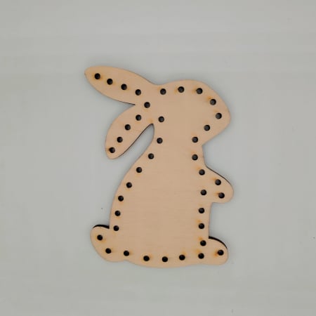 Activitate MONTESSORI de cusut figurine din lemn, gauri mari [8]