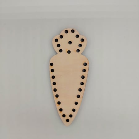 Activitate MONTESSORI de cusut figurine din lemn, gauri mari [11]