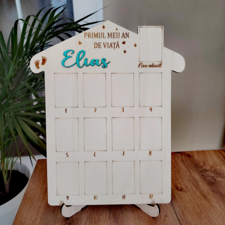 Decoratiune din lemn Primul Meu An, personalizabila, cu suport si agatatoare, 29x34cm [1]