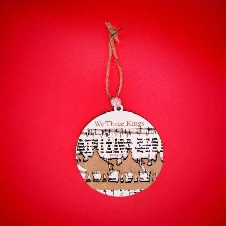 PRODUSE DIN LEMN - Decoratiune din mdf Glob cu fundal muzical M4, cu snur, 8cm