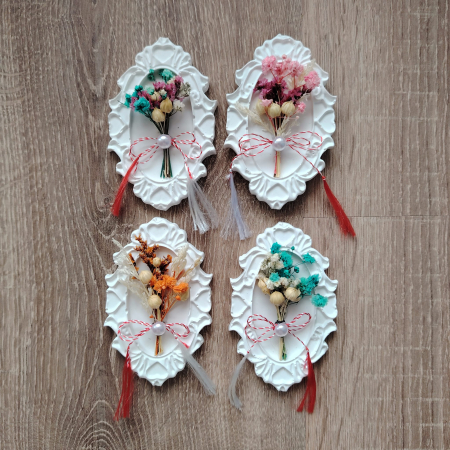 Decoratiuni diverse - Decoratiune din praf ceramic cu flori uscate, 9.5x6cm