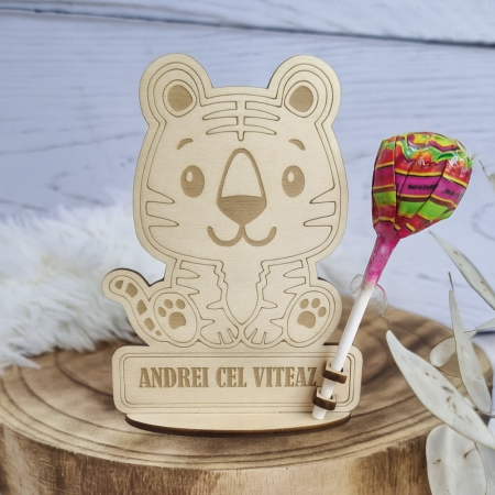 PRODUSE DIN LEMN - Decoratiune lemn pentru bomboana, personalizabil, 11x8cm