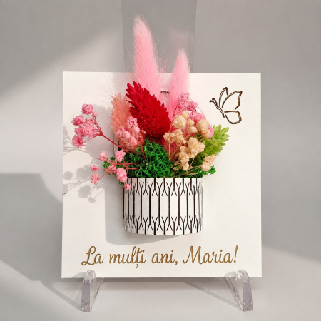 DECORATIUNI PENTRU BIROU - Decoratiune martisor din mdf cu flori uscate, cu magnet, 10x10cm