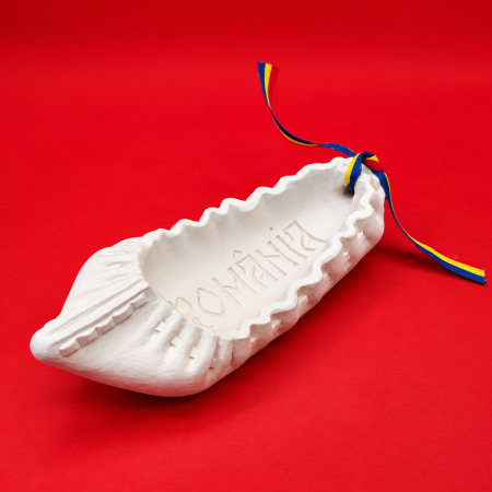 1 DECEMBRIE - Opincute Traditionale din Ceramica pentru pictat, cu panglica, 15x6cm