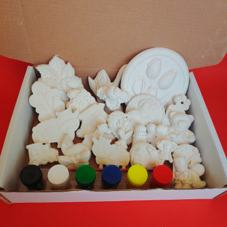 Pachete Cadou - Pachet Cadou cu 25 Figurine din ipsos, culori si pensula (fete)