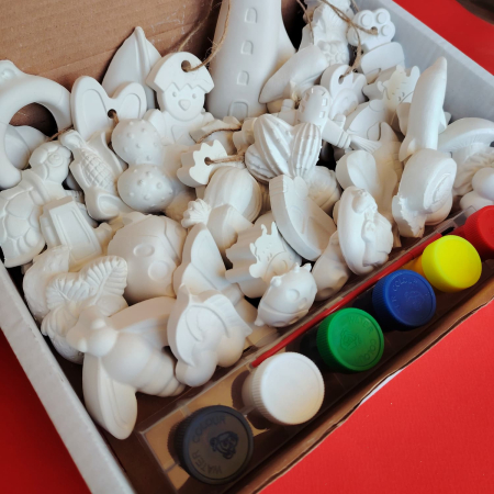 Pachet Cadou cu 40 Figurine din ipsos, culori si pensula (Vacanta Mare) [1]