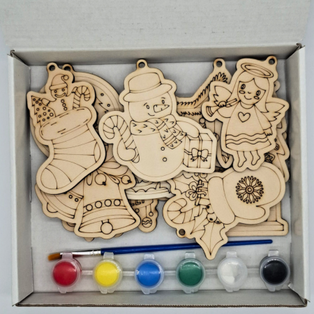 Pachet Creativ de Iarnă cu 11 figurine din lemn si culori [1]