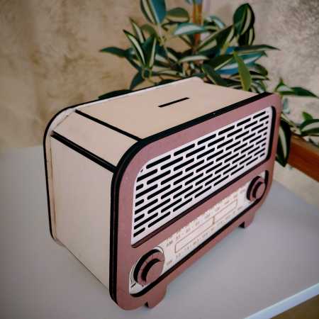 DECORATIUNI PENTRU COPII - Pusculita RETRO din lemn 19.5x13.5x10cm