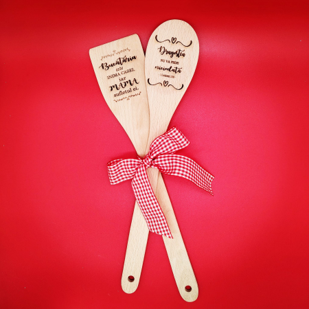 Set 2 linguri din lemn, personalizate, cu panglica, 30x5cm [1]