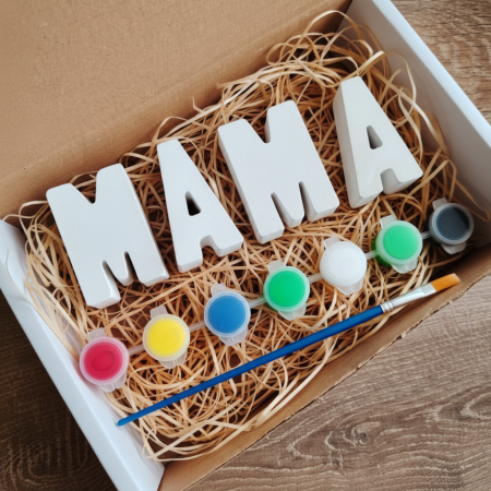 Pachete Cadou - Set creativ cu Litere, set culori si pensula