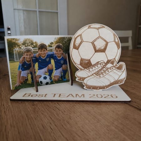 TROFEE - PREMII - MEDALII - Suport din lemn Rama Foto Trofeul Campionilor, 13x20cm