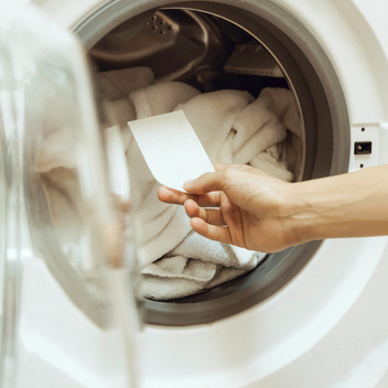 KLAAAR foi de detergent pentru rufe albe | 40 de spălări | Made in Belgium [2]