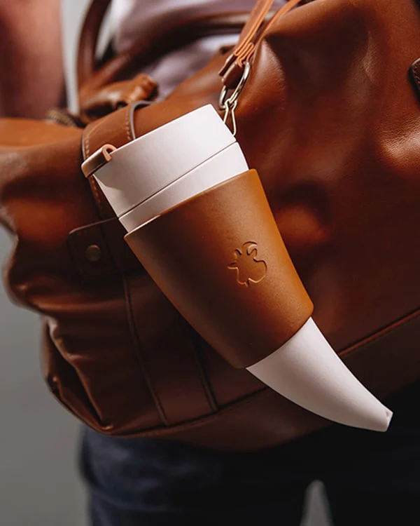 Cana The Goat Story Brown Real [1]