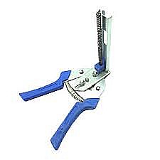 Cleşte patent (pistol capsator) cu încărcător automat pt. asamblat cuşti, garduri şi împrejmuiri şi pentru legat salamuri şi mezeluri [2]