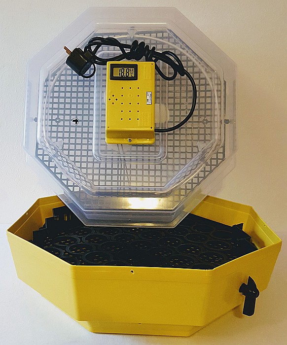 Incubator Cleo 5TGH - cu termohigrometru digital şi întoarcere semi-automată ouă de găină + CADOU Ghid de incubare premium + asistent incubare [2]